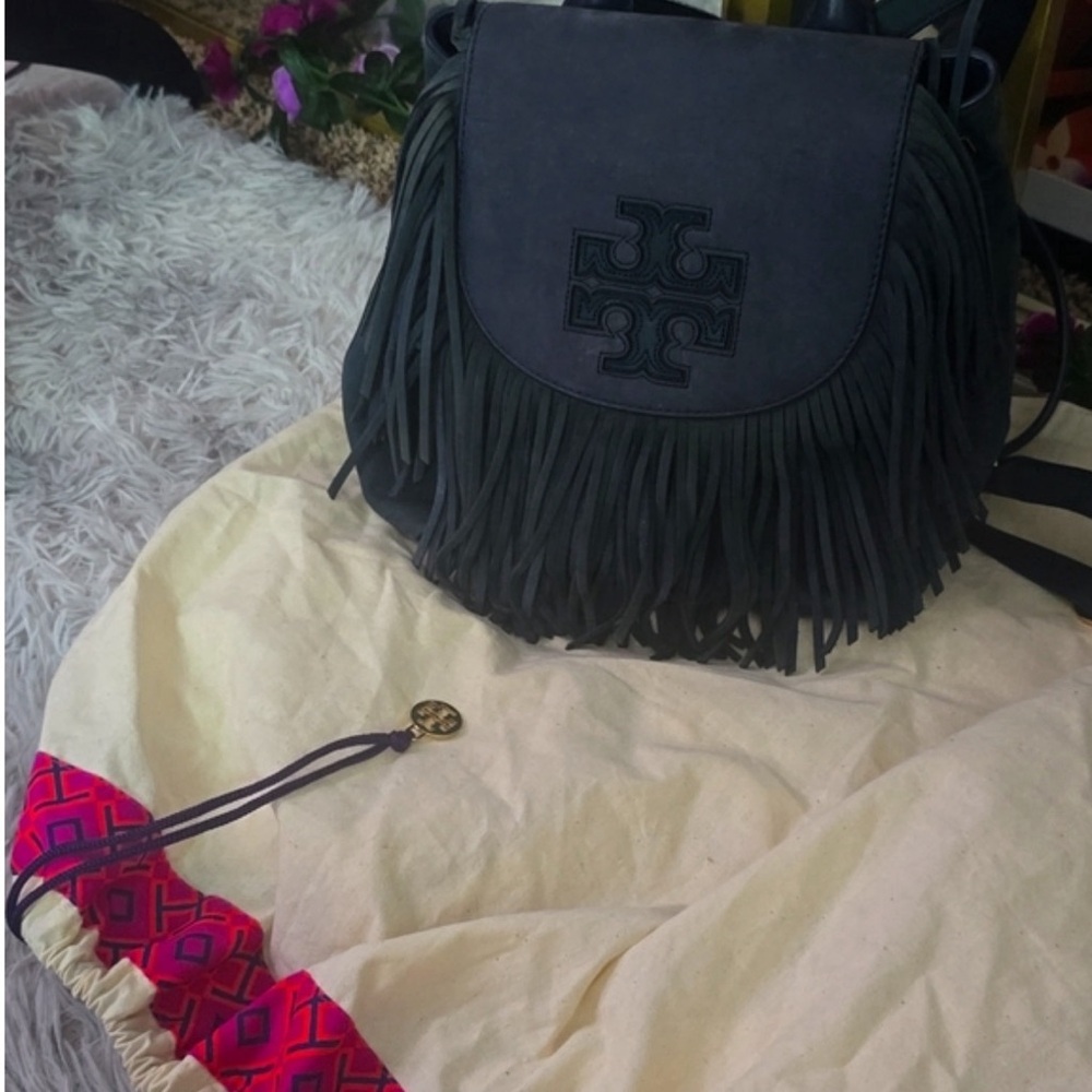 “Tory Burch Fleming Suede Fringe Crossbody Bag – Navy Blue”

• - Picture 9 of 10